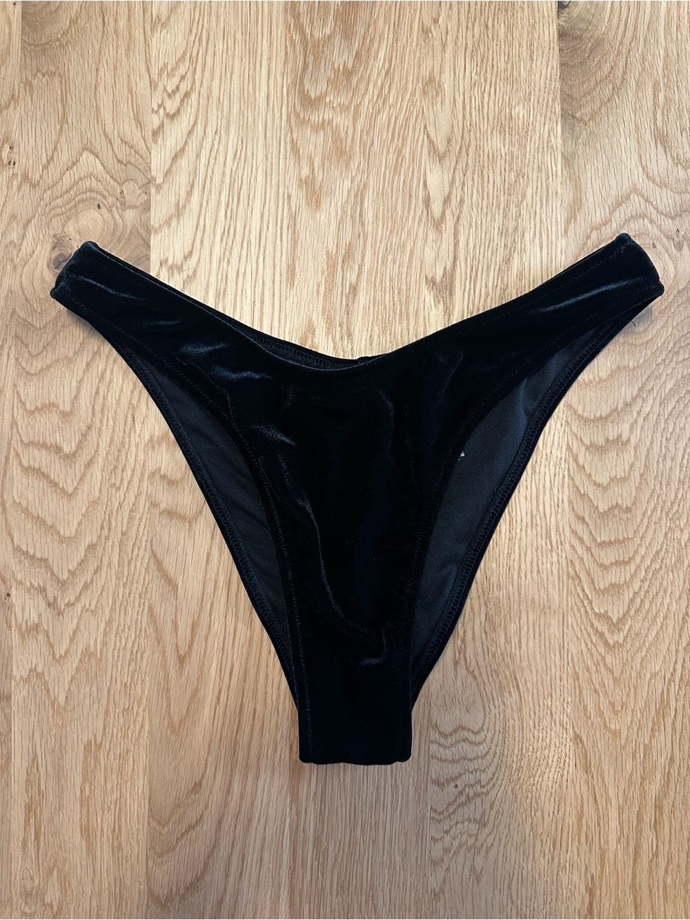 Express Women’s Black Velvet Bikini Bottoms Small Worn Once